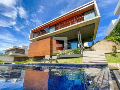 Casa de Condomínio com 3 Quartos à venda, 340m² no Cacupé, Florianópolis