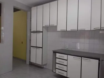 Casa com 3 Quartos à venda, 251m² no Vila Assis Brasil, Mauá