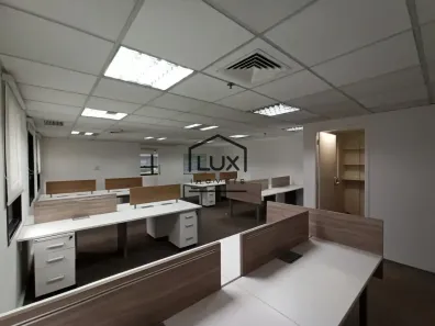 Sala Comercial para alugar, 132m² no Vila Olímpia, São Paulo