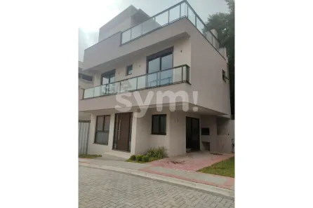 Casa de Condomínio com 3 Quartos para alugar, 128m² no Santa Felicidade, Curitiba