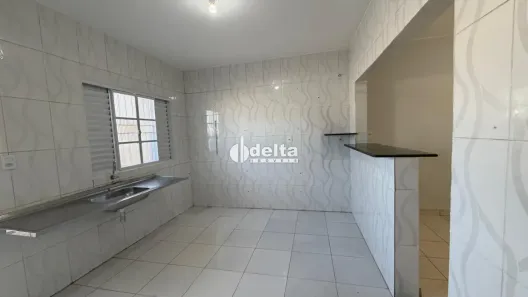 Casa com 3 Quartos à venda, 70m² no Saraiva, Uberlândia