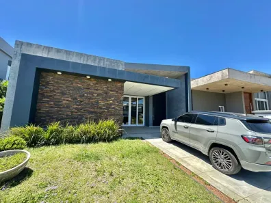 Casa de Condomínio com 4 Quartos à venda, 200m² no , Capão da Canoa