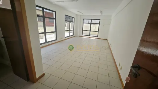 Sala Comercial à venda, 34m² no Centro, Florianópolis