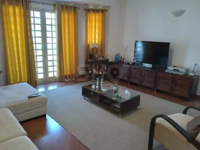 Sobrado com 4 Quartos à venda, 210m² no Vila Romana, São Paulo