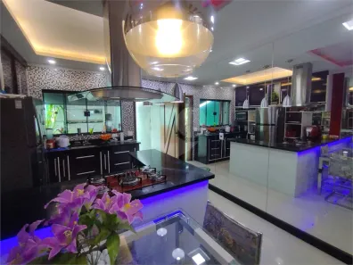 Sobrado com 3 Quartos à venda, 142m² no Vila Ivg, São Paulo