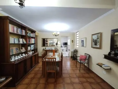 Casa com 5 Quartos à venda, 252m² no Campo Grande, Santos