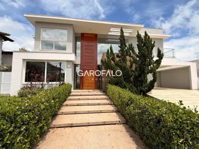Casa de Condomínio com 5 Quartos para alugar, 400m² no Morada da Colina, Resende