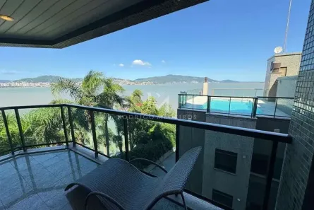 Apartamento com 3 Quartos à venda, 131m² no Coqueiros, Florianópolis