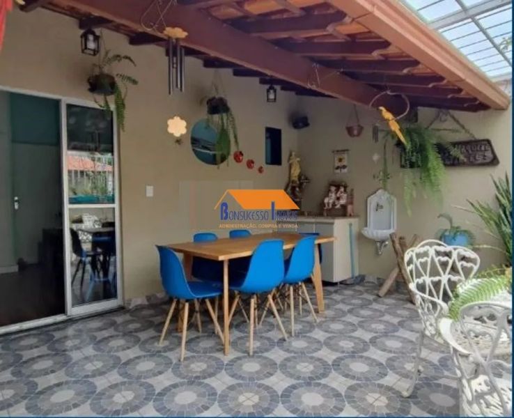 Apartamento com 3 quartos — Sagrada Família, Belo Horizonte