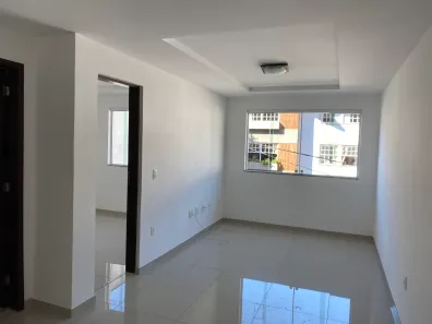 Apartamento com 1 Quarto para alugar, 55m² no Braunes, Nova Friburgo