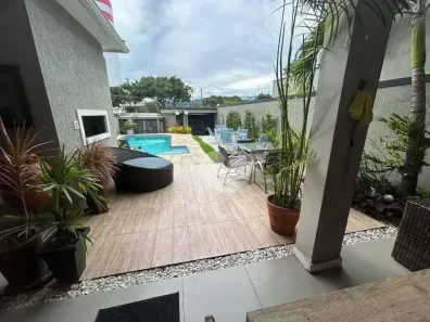 Casa de Condomínio com 4 Quartos à venda, 259m² no Recreio dos Bandeirantes, Rio de Janeiro