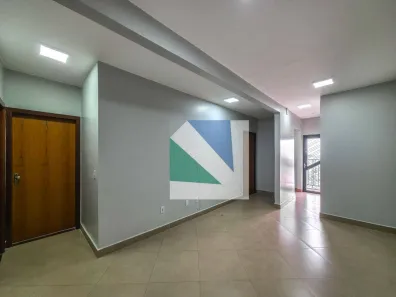 Sala Comercial para alugar, 140m² no Santa Maria, Brasília