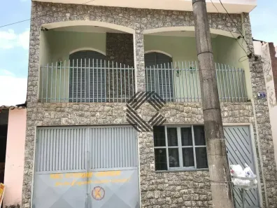 Sobrado com 2 Quartos à venda, 121m² no Centro, Salto de Pirapora