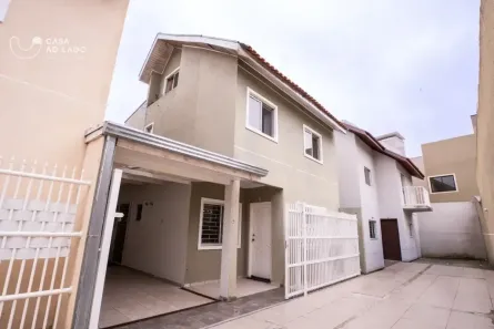 Sobrado com 3 Quartos à venda, 84m² no Uberaba, Curitiba