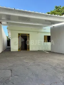 Casa com 3 Quartos à venda, 110m² no São Jorge, Uberlândia