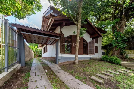 Casa com 5 Quartos à venda, 328m² no Jardim Isabel, Porto Alegre