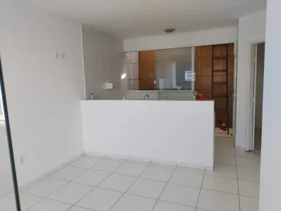 Casa de Condomínio com 2 Quartos à venda, 42m² no Arembepe (Abrantes), Camaçari