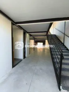 Galpão/Depósito/Armazém à venda, 300m² no Osvaldo Rezende, Uberlândia
