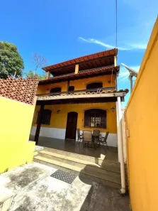 Casa com 3 Quartos à venda, 260m² no Centro, São Gonçalo