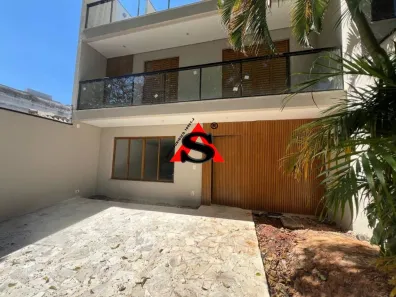Sobrado com 3 Quartos à venda, 132m² no Vila Firmiano Pinto, São Paulo