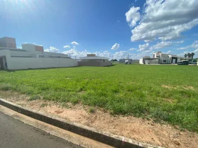 Lote/Terreno à venda, 250m² no Mato Alto, Saltinho