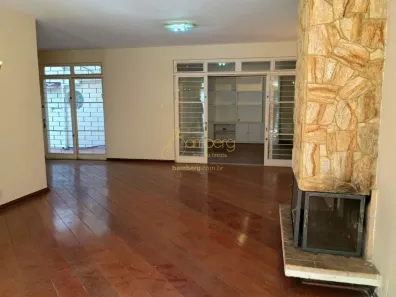 Casa com 3 Quartos para alugar, 222m² no Saúde, São Paulo