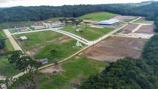 com 3 Quartos à venda, 9189m² no Tarumã, Curitiba