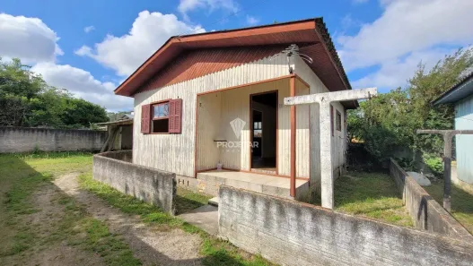 Casa com 2 Quartos para alugar, 45m² no Urussanguinha, Araranguá