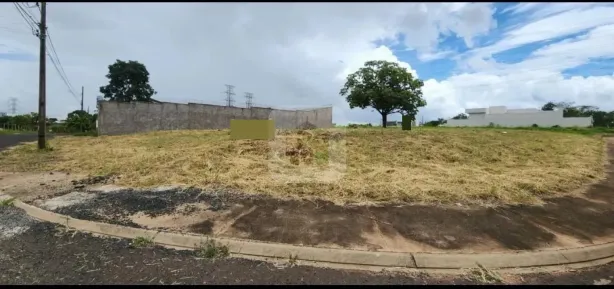 Lote/Terreno à venda, 433m² no Jardim Inconfidência, Uberlândia