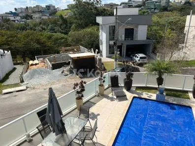 Casa de Condomínio com 3 Quartos à venda, 256m² no Suru, Santana de Parnaíba