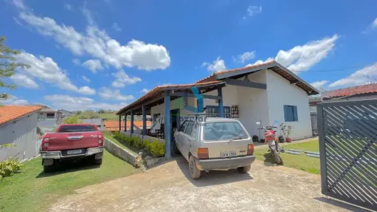 Fazenda/Sítio com 6 Quartos à venda, 1000m² no Dona Catarina, Mairinque
