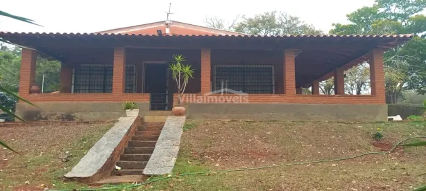 Fazenda/Sítio com 3 Quartos à venda, 150m² no Jardim São Carlos, Alfenas