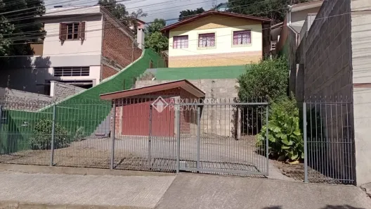 Casa com 2 Quartos à venda, 89m² no Cruzeiro, Caxias do Sul