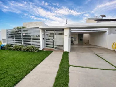 Casa com 3 Quartos à venda, 330m² no Jardim Paraíso, Sinop