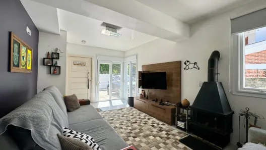 Sobrado com 2 Quartos à venda, 140m² no Laranjal, Pelotas