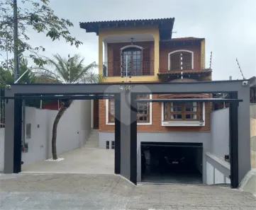 Sobrado com 4 Quartos à venda, 298m² no Bortolândia, São Paulo