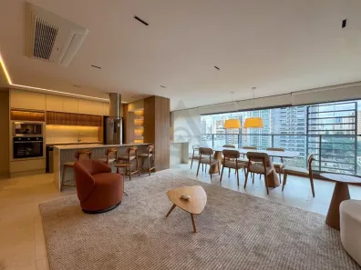 Apartamento com 3 Quartos para alugar, 157m² no Cambuí, Campinas