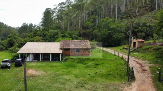 Fazenda/Sítio com 3 Quartos à venda, 250m² no Jardim Julieta, Taubaté