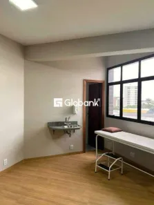 Sala Comercial à venda, 55m² no Centro, Montes Claros