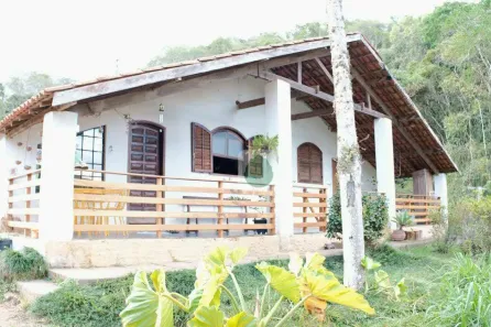 Fazenda/Sítio com 4 Quartos à venda, 200m² no , Sapucaí-Mirim