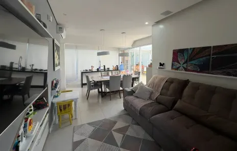Casa de Condomínio com 2 Quartos à venda, 135m² no Cajuru do Sul, Sorocaba