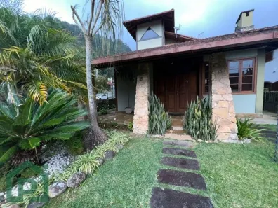 Casa de Condomínio com 3 Quartos à venda, 222m² no Cônego, Nova Friburgo