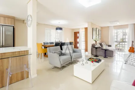 Casa com 5 Quartos à venda, 320m² no Saguaçu, Joinville