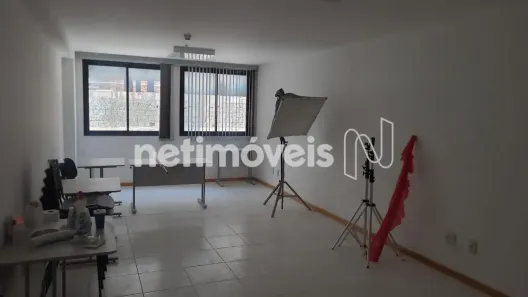 Sala Comercial à venda, 37m² no Zona Industrial, Brasília