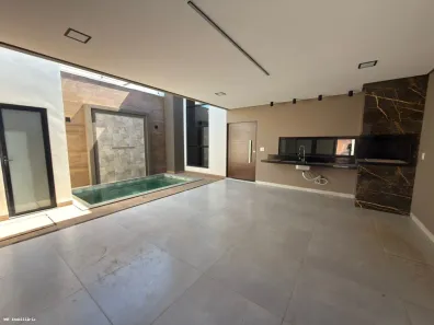 Casa com 3 Quartos à venda, 127m² no , Guanambi