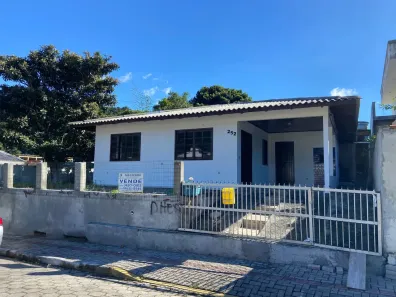 Casa com 3 Quartos à venda, 140m² no José Amândio, Bombinhas