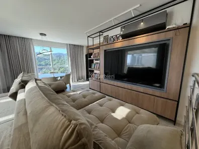 Apartamento com 3 Quartos para alugar, 194m² no Fortaleza, Blumenau