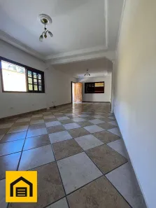 Sobrado com 3 Quartos à venda, 300m² no Parque Alvorada, Mauá