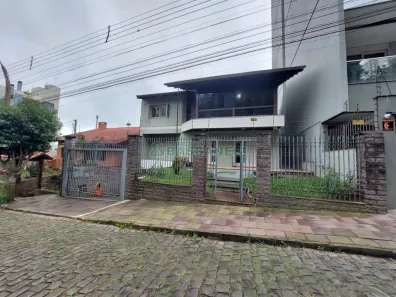 Casa com 4 Quartos à venda, 477m² no Madureira, Caxias do Sul