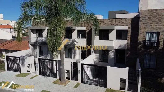 Sobrado com 3 Quartos à venda, 151m² no Novo Mundo, Curitiba
